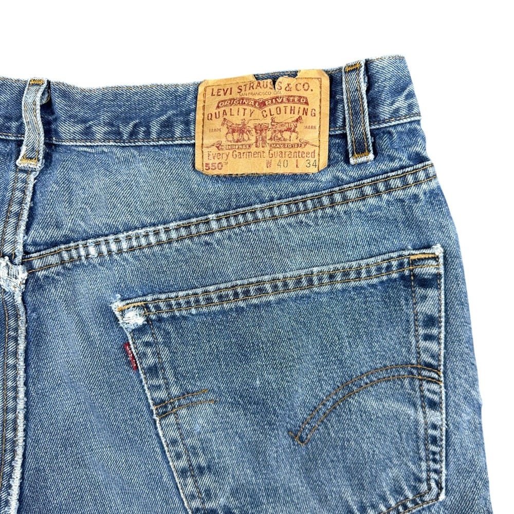 Vintage Levis 550 Relaxed Fit Jeans Mens 40x34 Blue Denim Made in USA 550-4886